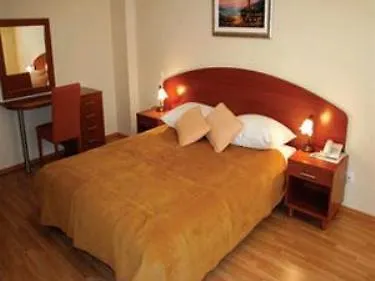 Apartament And Astoria
