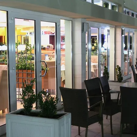 Appartement And Astoria *