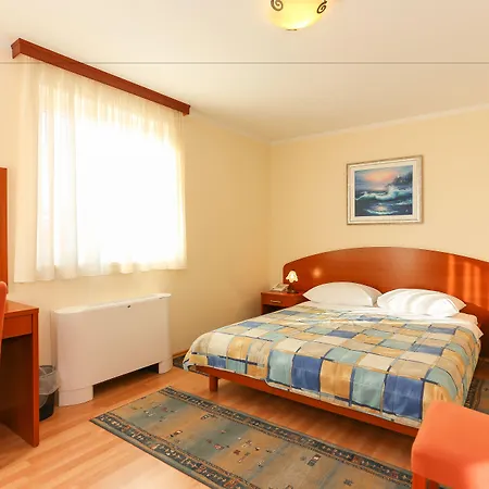 And Astoria Appartement *
