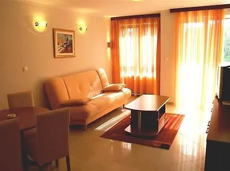 Apartament And Astoria Seget Vranjica