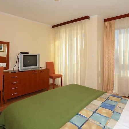 Appartement And Astoria *
