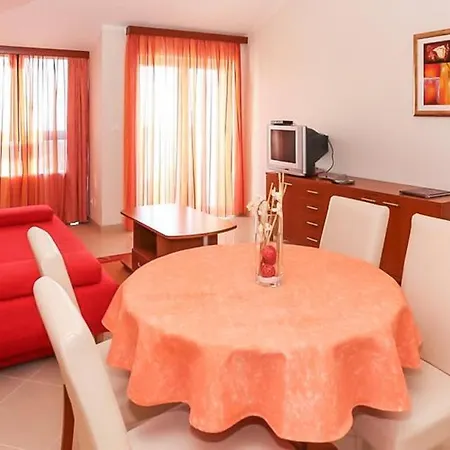 Appartement And Astoria *
